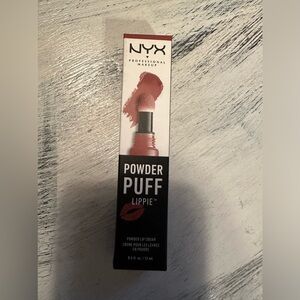 NYX Powder Puff powder lip cream new pop quiz lip cream